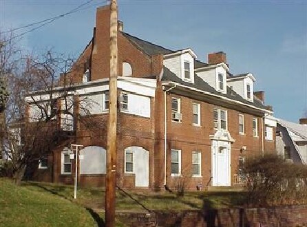 Primary Photo - 117 17th St