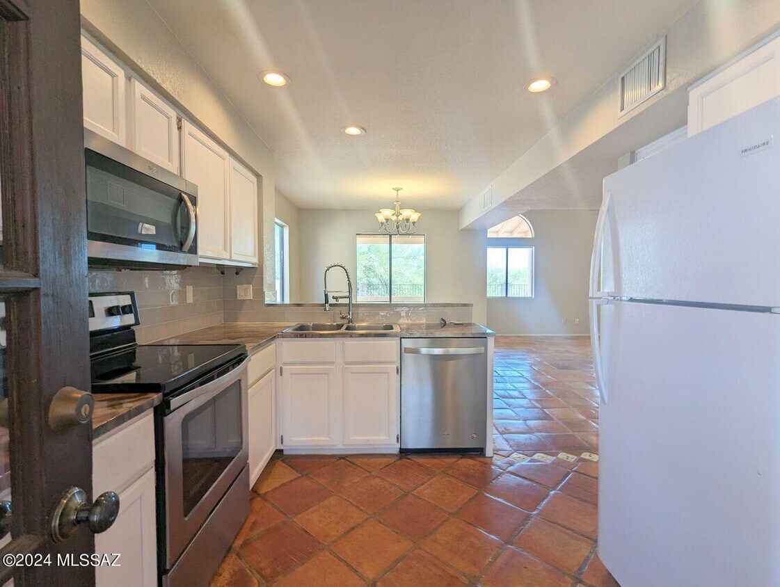 Primary Photo - 4713 W Lessing Ln