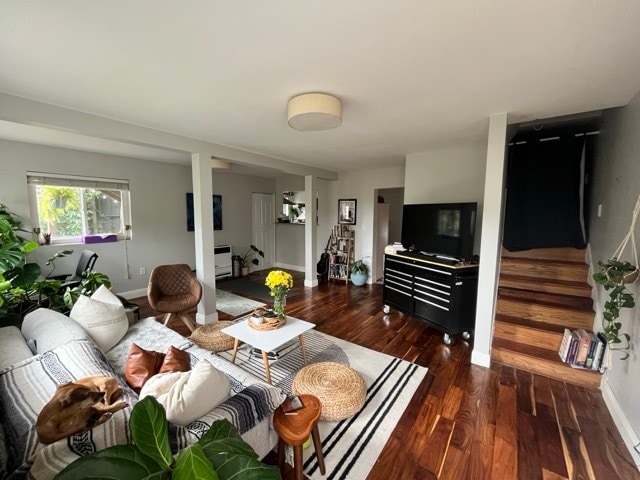 Front Door to Living Room through to Kitchen - 1482 Innes Avenue