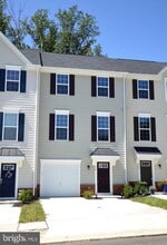 Building Photo - 528 Landing Dr