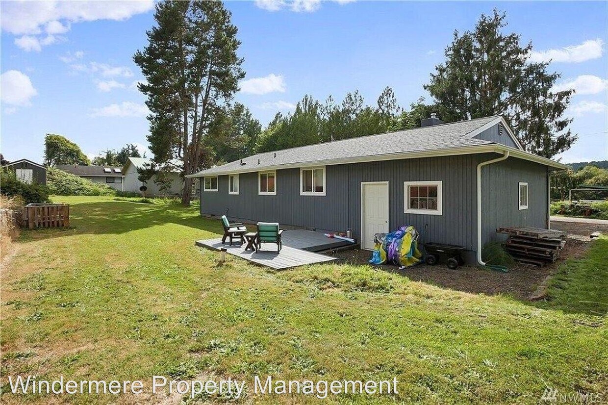Primary Photo - 3 br, 1 bath House - 14451 Clayton Road SE