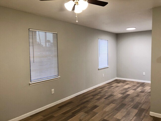 Foto del edificio - 2909 Highland