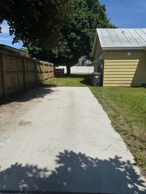 Building Photo - 826 7th St S