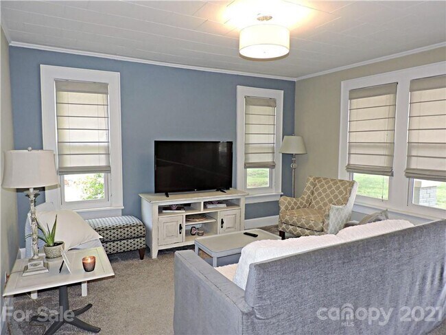 Building Photo - Charming Home for Rent in Newton, North Carolina!