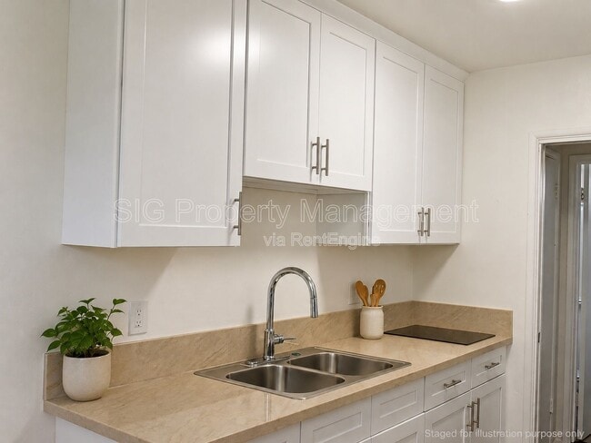 Foto del edificio - 5637 Strohm Ave