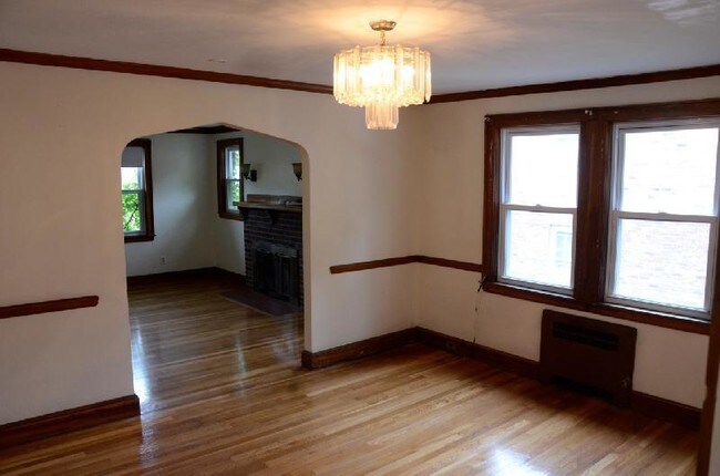 Foto del edificio - 36 Colwell Ave