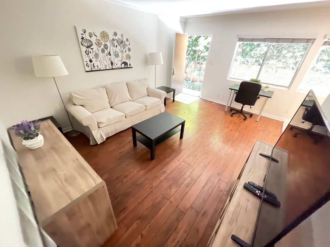 Building Photo - 3771 Jasmine