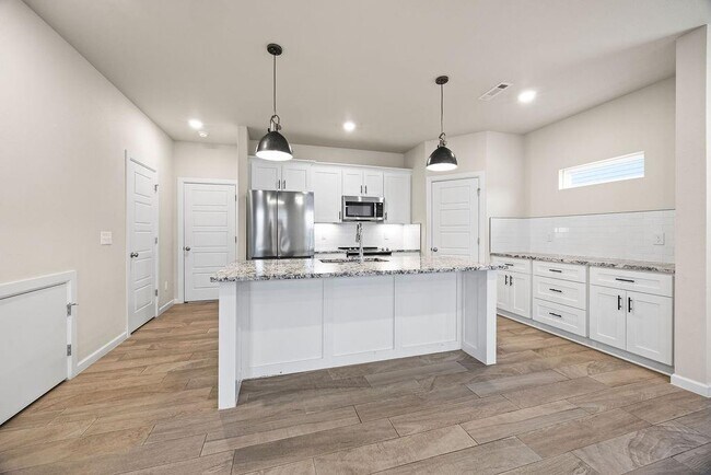 Foto del edificio - 1721 W Whitney Ln