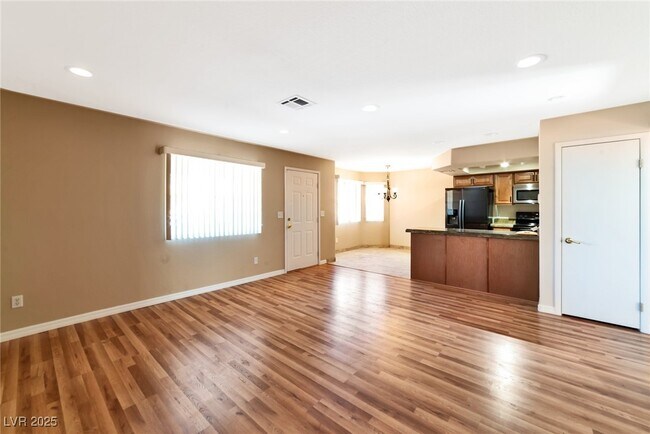 Building Photo - 8410 Eldora Ave