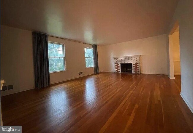 Building Photo - 3637 38th St N