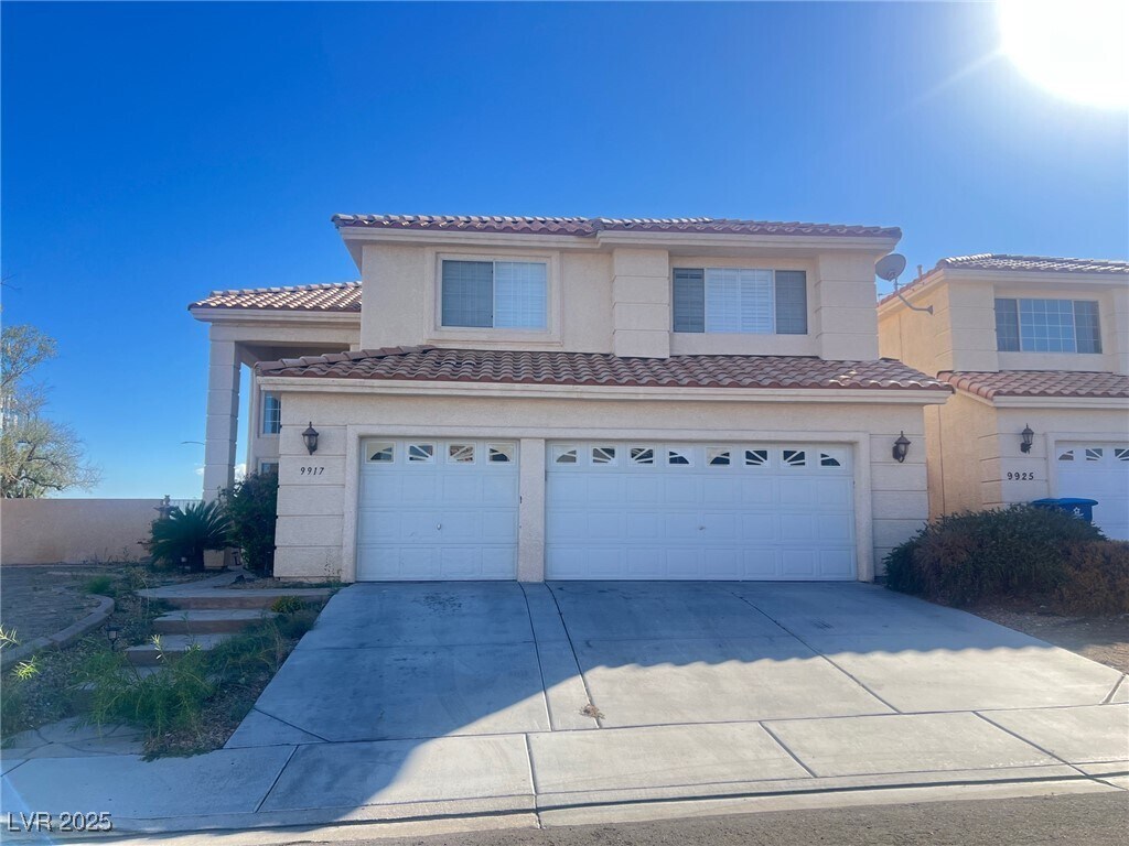 Foto principal - 9917 Price Point Ave
