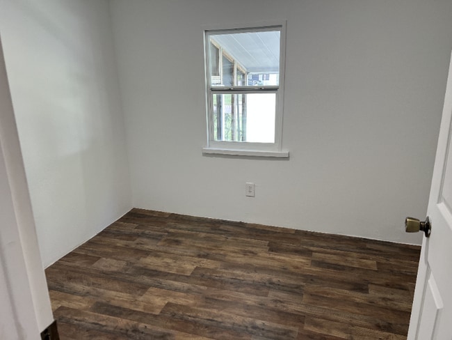 Foto del edificio - 3475 Populatic St