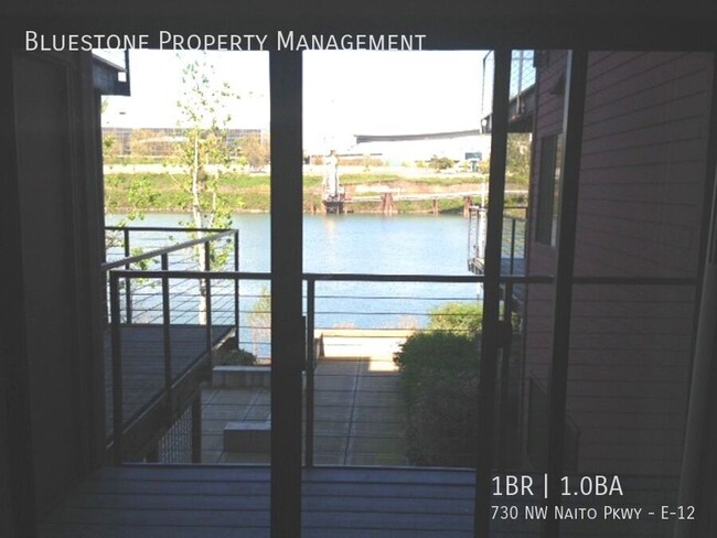 Foto del edificio - 1 Bed 1 Bath Waterfront Condo Available NO...