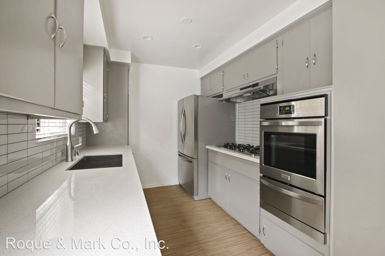 Primary Photo - 1 br, 1 bath Apartment - 827 15th Street 8...