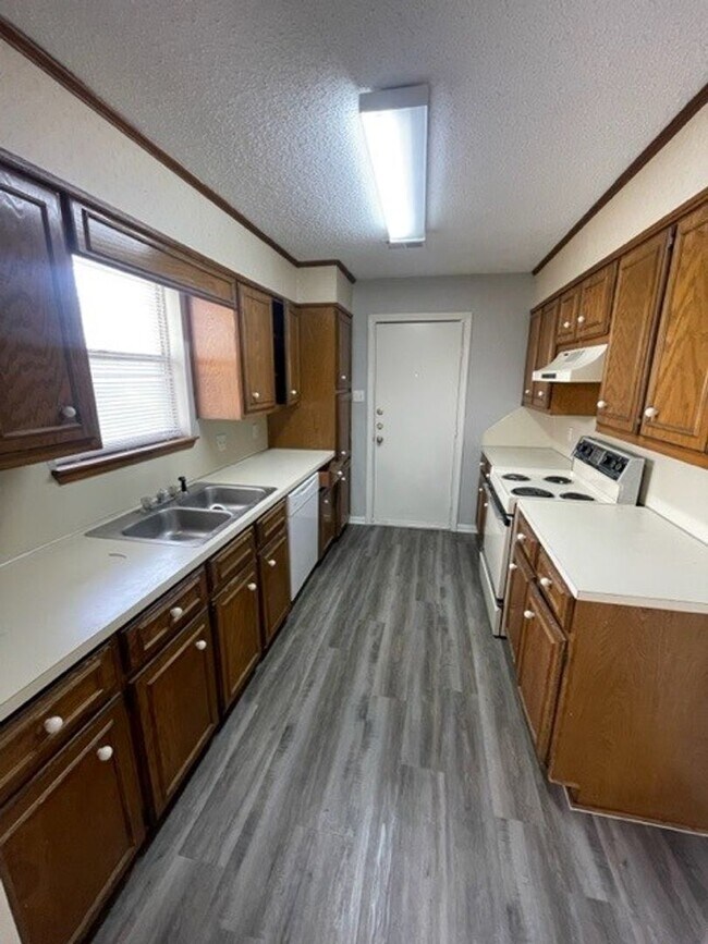 Foto del edificio - 346-348 Mill Creek Rd
