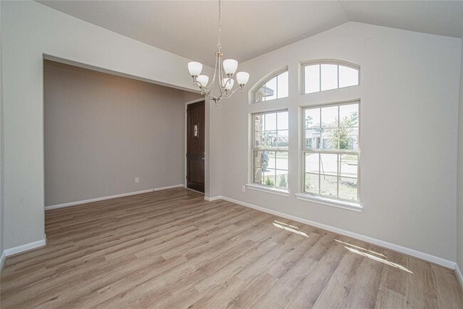 Building Photo - 2926 Grand Hawthorne Rd