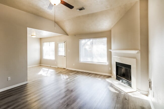 Building Photo - 12315 Claresholm Dr