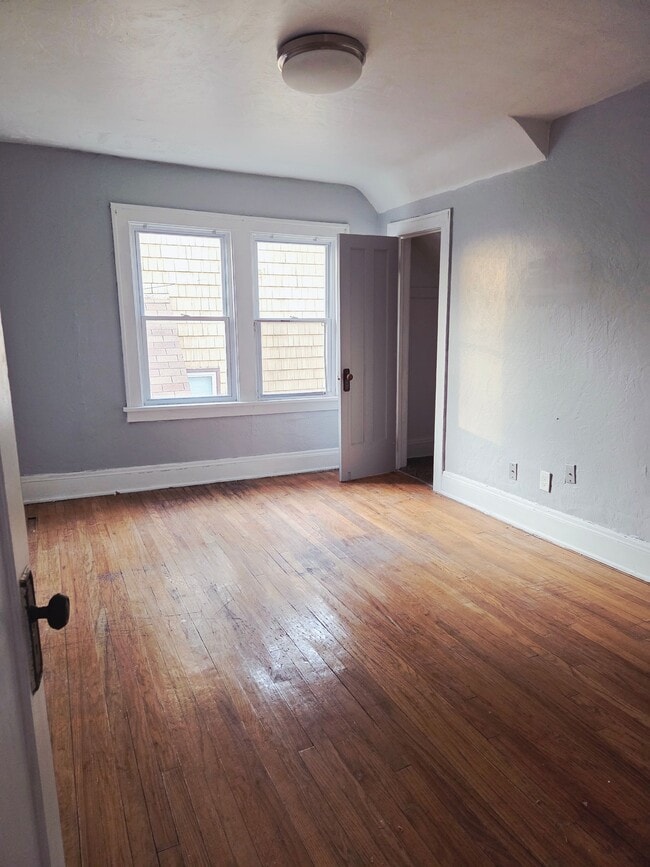 Building Photo - 18101 Schenely Ave