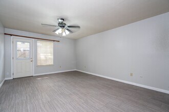 Building Photo - 8330 Silver Shadows Ln