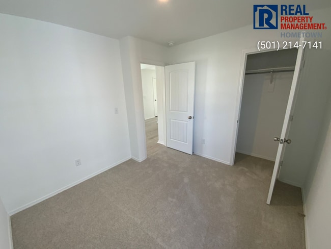 Foto del edificio - 10808 Mason Dr