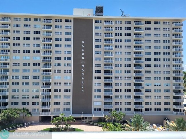 Building Photo - 133 N Pompano Beach Blvd