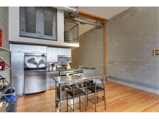 Foto del edificio - 801 N Washington Ave