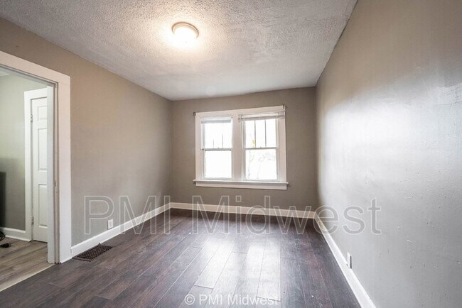 Building Photo - 1344 Burdsal Pkwy