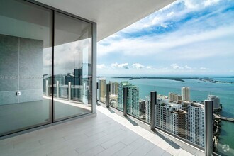 Building Photo - 300 Biscayne Blvd Way