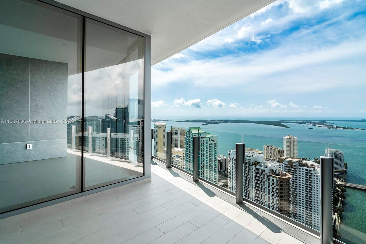 Foto principal - 300 Biscayne Blvd Way