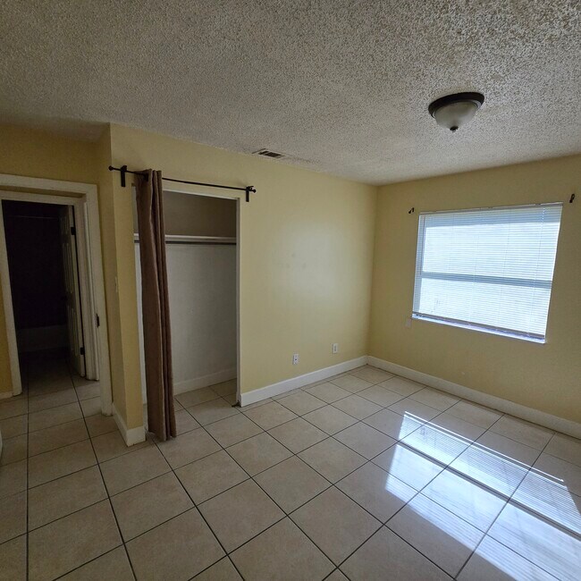 Foto del edificio - 4487 Wheatley st