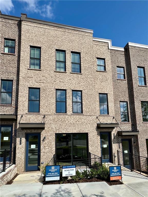 Building Photo - 913 Echo Pk Dr