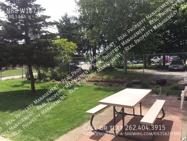 Foto del edificio - One Bedroom Private Entry Lower