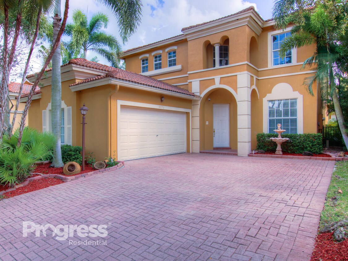 Foto principal - 5773 NW 122nd Way