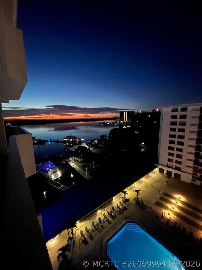 Building Photo - 1208 Marine Way W