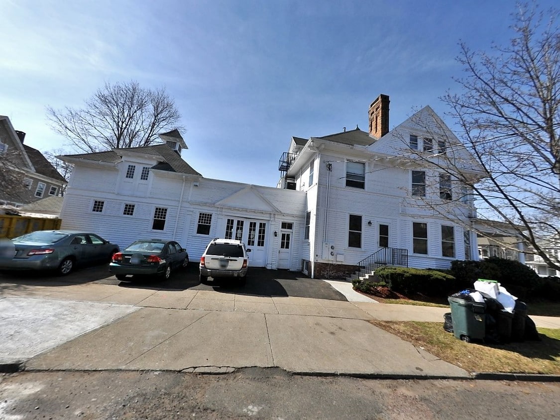 Primary Photo - 1377 Ella Grasso Blvd