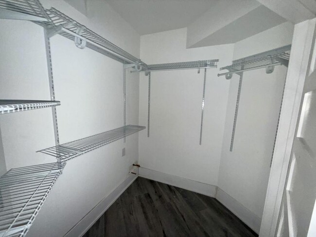 Foto del edificio - 2 bedroom in Chicago IL 60610