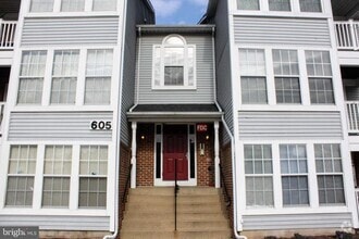 Building Photo - 605 Himes Ave