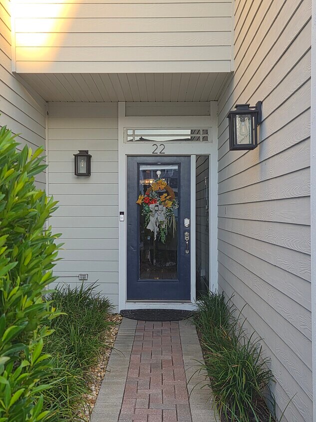 Primary Photo - 2311 W Morrison Ave