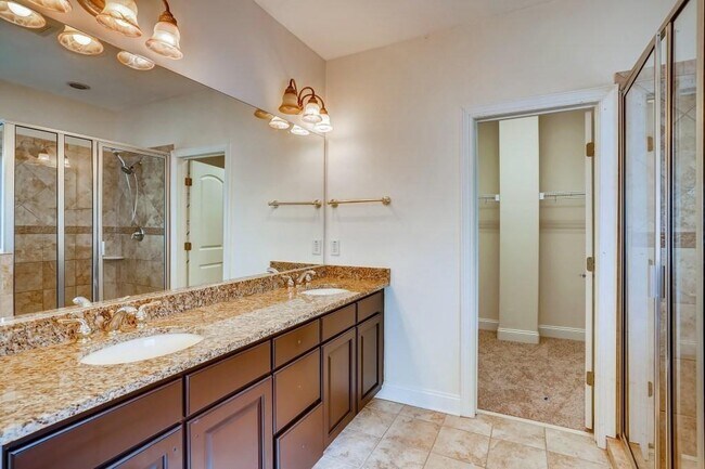 Building Photo - 3482 Flamingo Ln