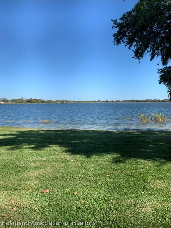 240 W Lake Trout Dr, Avon Park, FL 33825 House for Rent in Avon Park