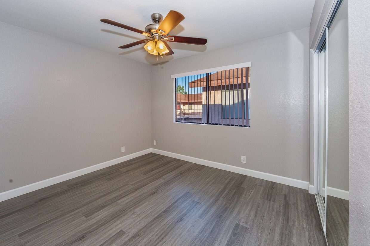 Foto principal - 14428 Cerise Ave