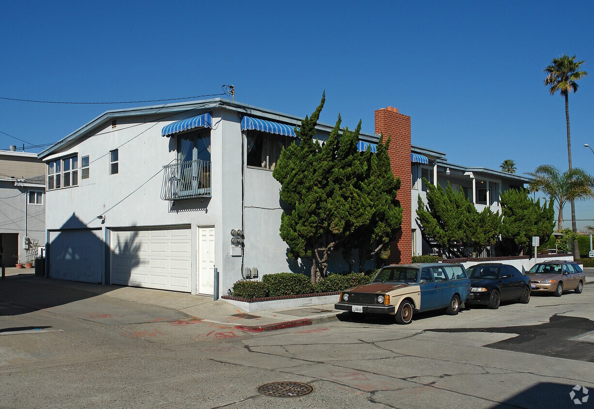 Foto del edificio - 1601 W Balboa Blvd