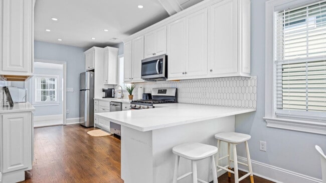 Building Photo - 54 Wesley Rd