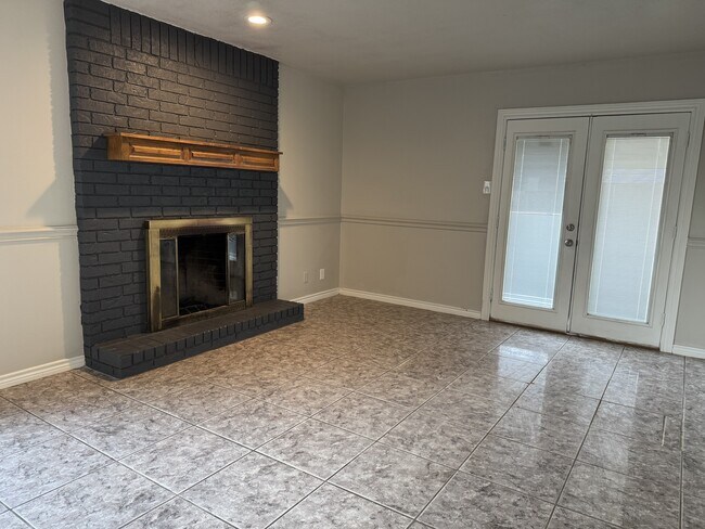 Foto del edificio - 13719 W County Rd 122