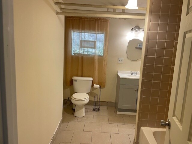 Bathroom - 7818 S Champlain Ave