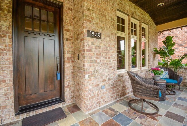 Foto del edificio - 1849 Harold St