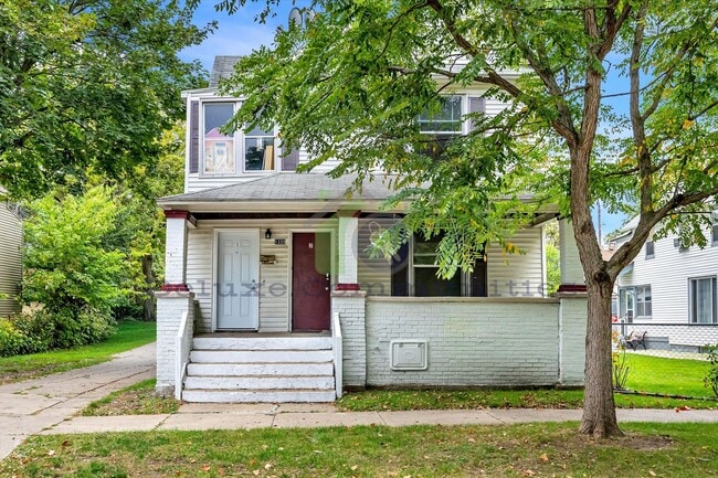 Foto del edificio - 1335 Hamilton Ave NW