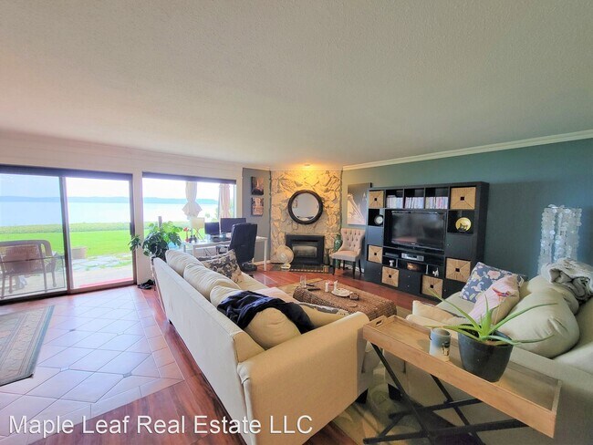 Foto del edificio - 2 br, 2 bath House - 28303 Sound View Dr. ...