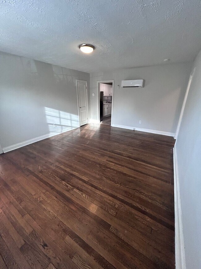 Foto del edificio - 4905 Chamberlayne Ave