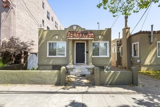 Building Photo - 731 Central Ave